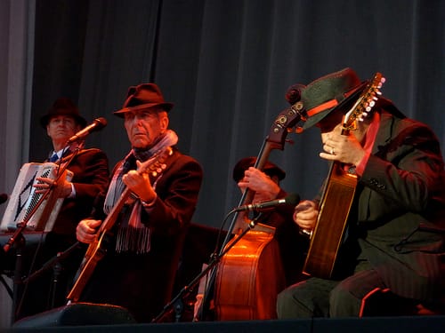 3713089860_7b37a1948b